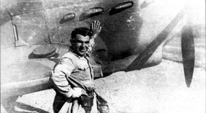 Дмитрий Калараш у того самого истребителя Як-7